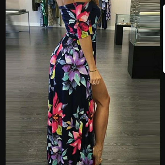Floral Maxi Dress - Picture 6 of 6